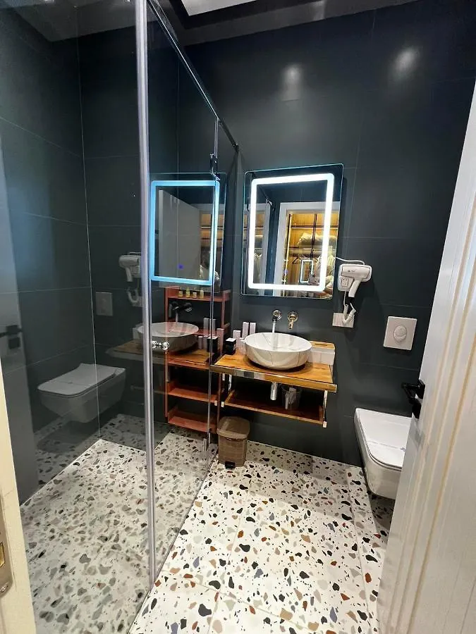 Vila 122B Palase Privat Pool Villa Himare